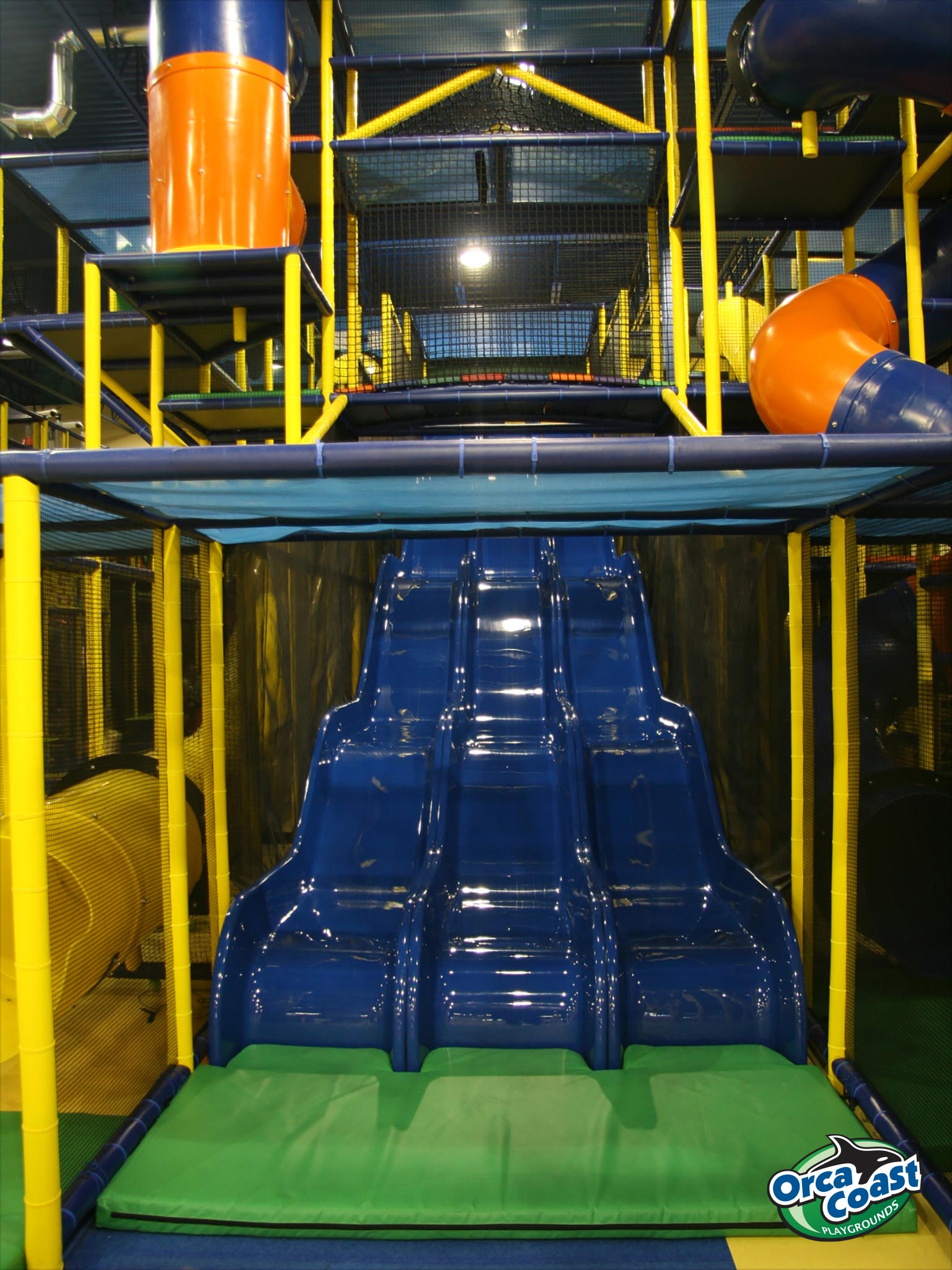 RecreoFun Family Entertainment Center Indoor Playground slide